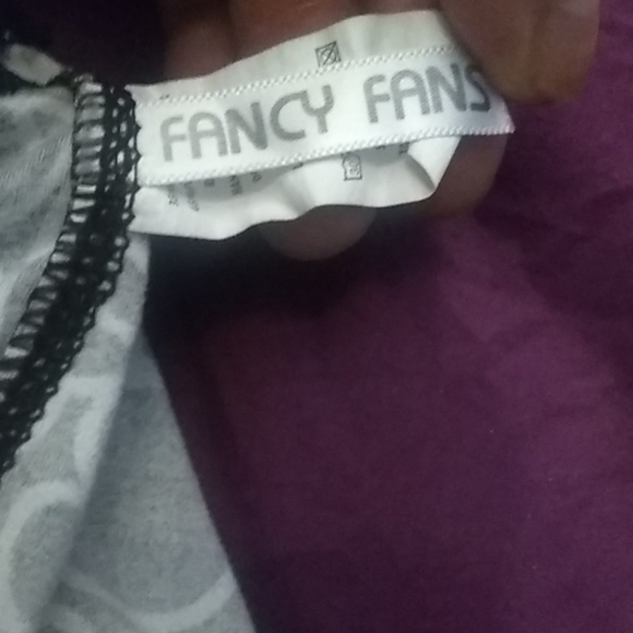 Fancy Fans Women's Black & White Graphic Print Spandex Leggings - Picture 3 of 4